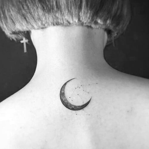 tatuajes de lunas y estrellas en Madrid