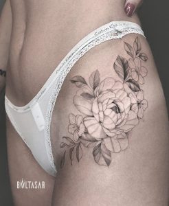 tatuaje fine line floral en madrid