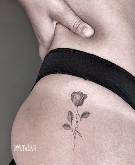Fine line tattoo floral madrid